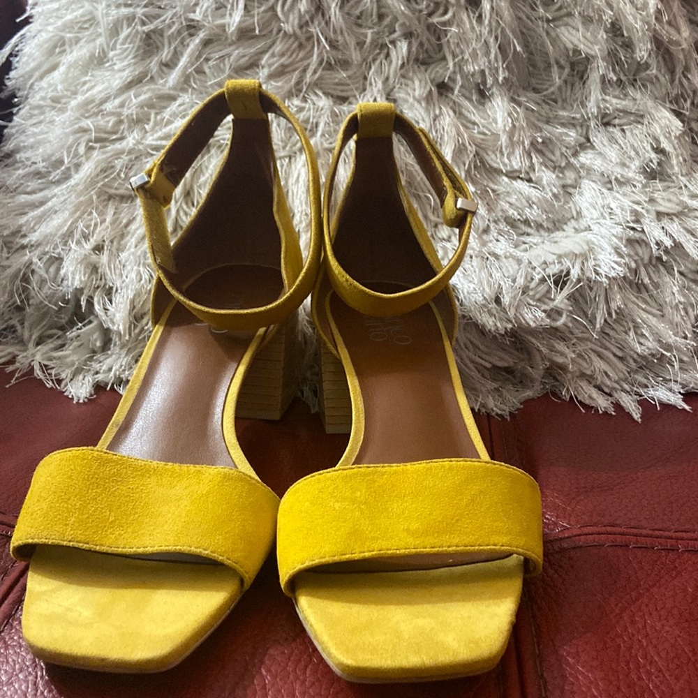 Leather sandals